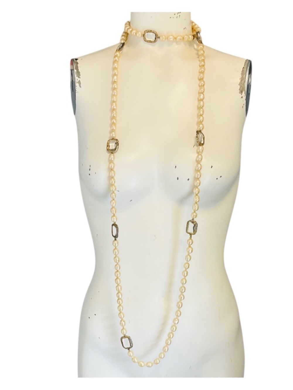 CHANEL VINTAGE 1981 CLEAR JUMBO CRYSTAL STATION AND PEARL LONG STRAND SAUTOIR NE - Picture 11 of 11